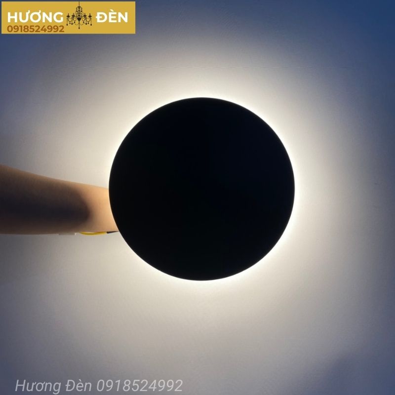 den-tuong-tron-mau-den-thiet-ke-cao-cap-vnt341